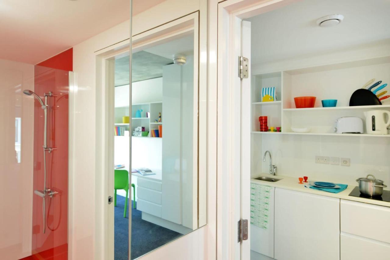 Apartment For Students Only Spacious At Flinders House Located In *