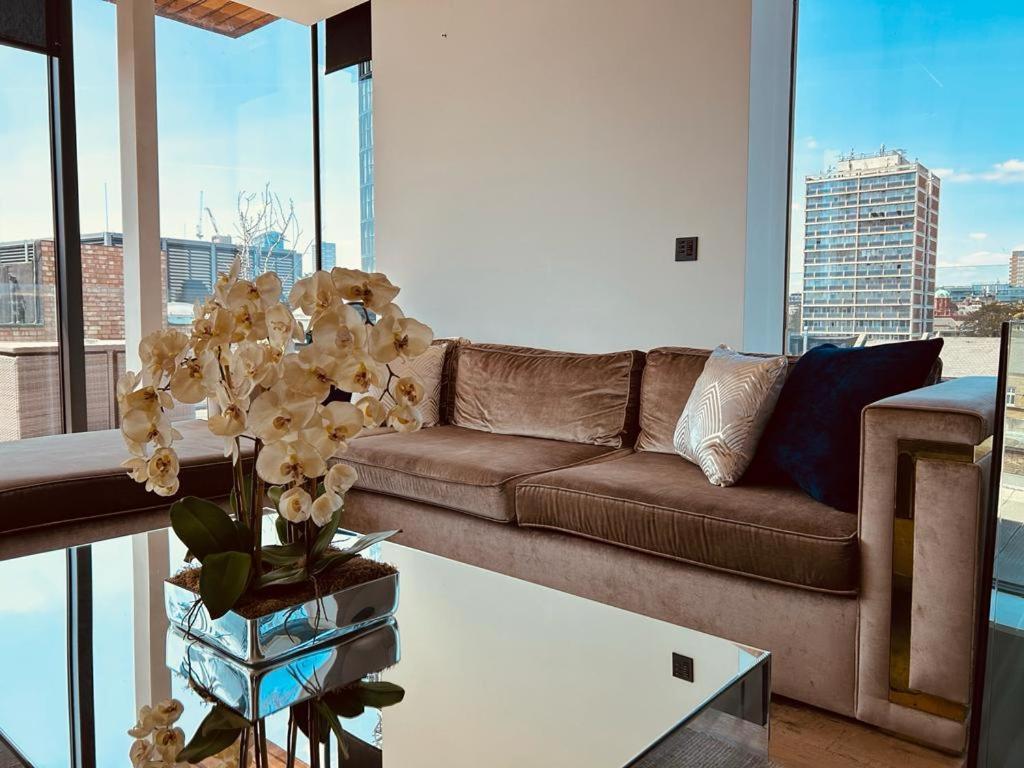 Appartement 3 Bed Luxury Penthouse Hoxton Square With Terrace Londen
