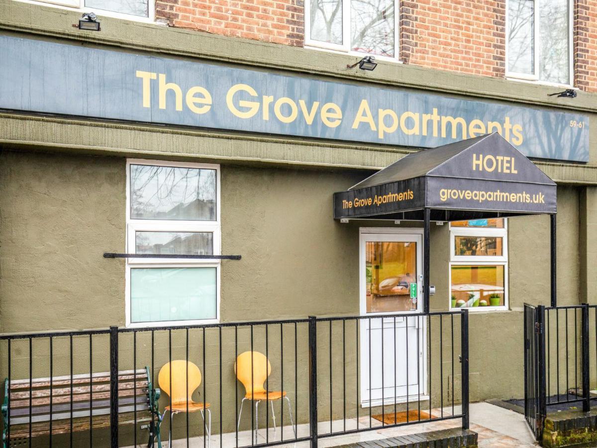 Lovely In With Patio Apartment London