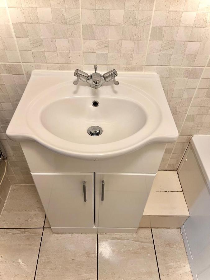 Apartamento White Chapel Holiday 2 Bedroom Londres