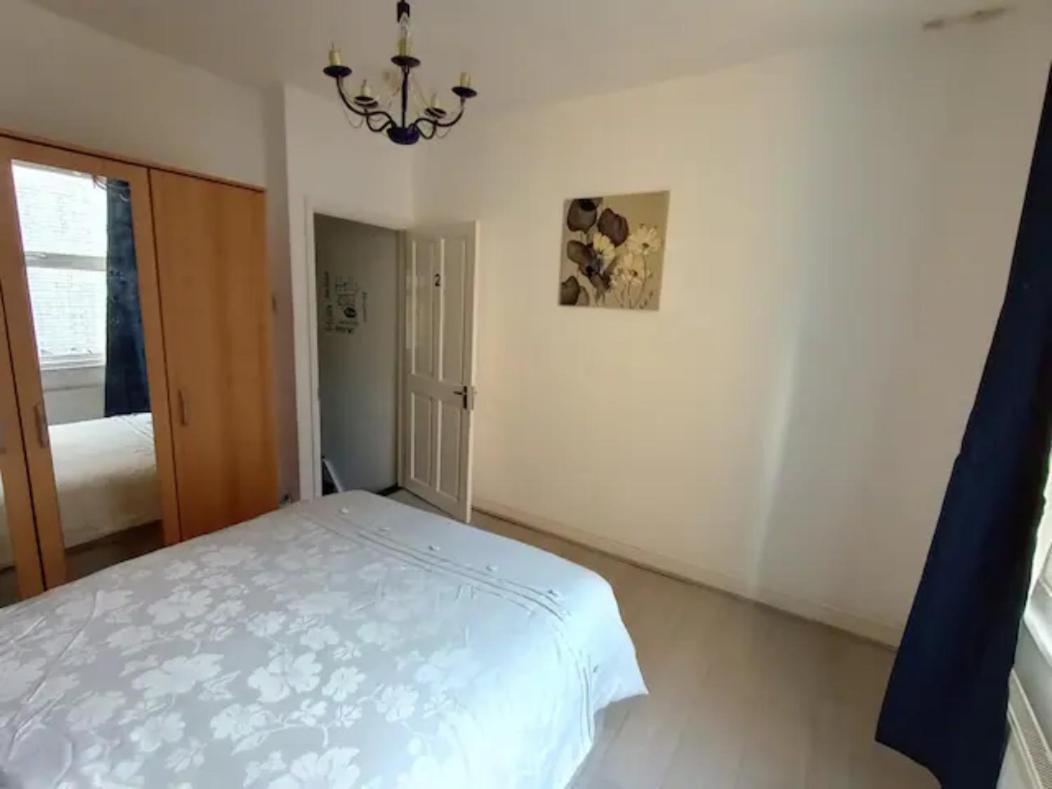 Cosy Flat In Whitechapel, *