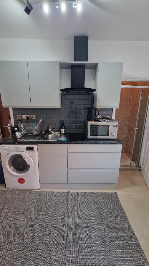 Small Cozy Zone 1 Appartement