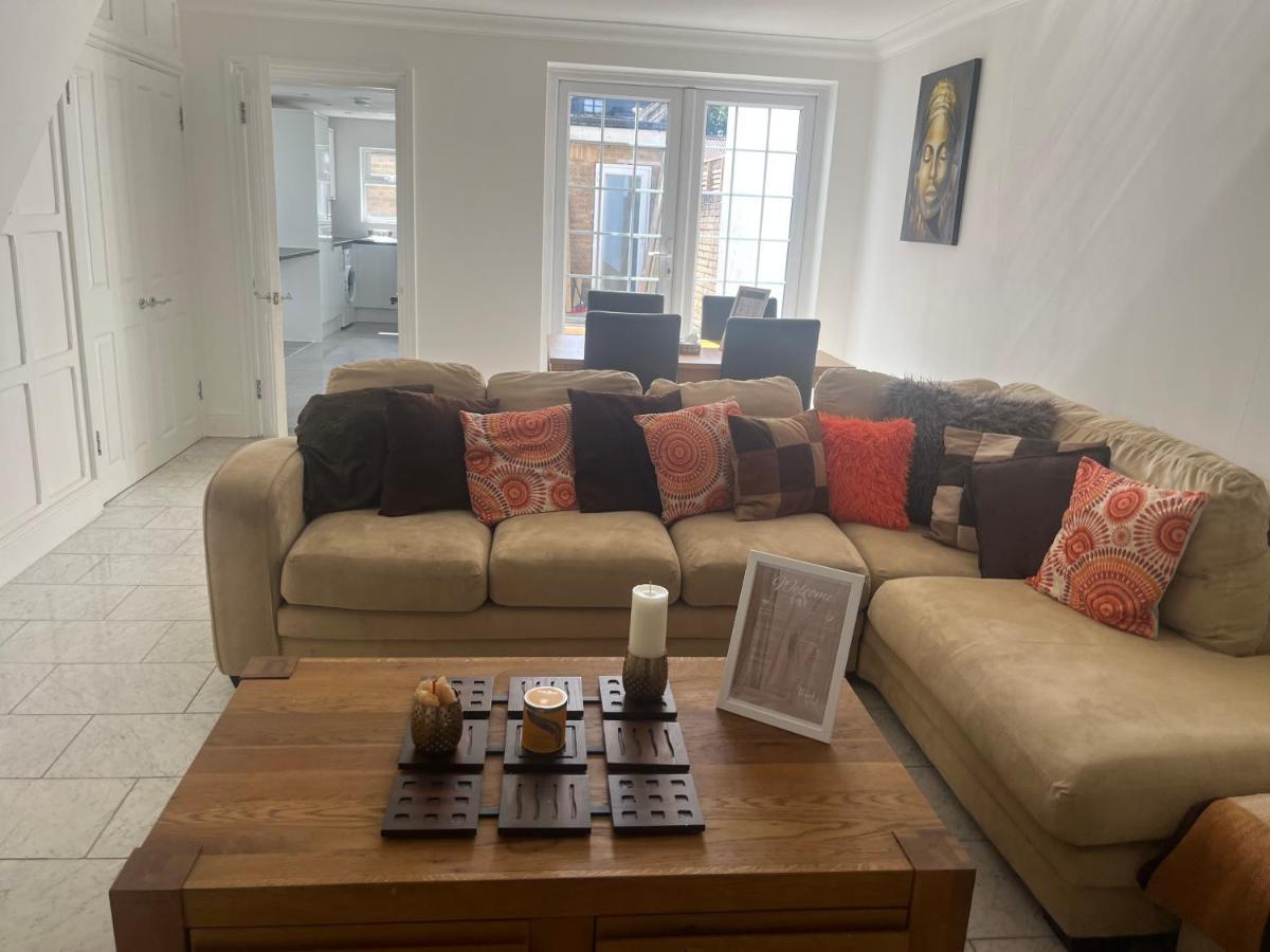 Holiday home Reach Retreat Spacious 4bed House Startford Maryland Great Transport Links