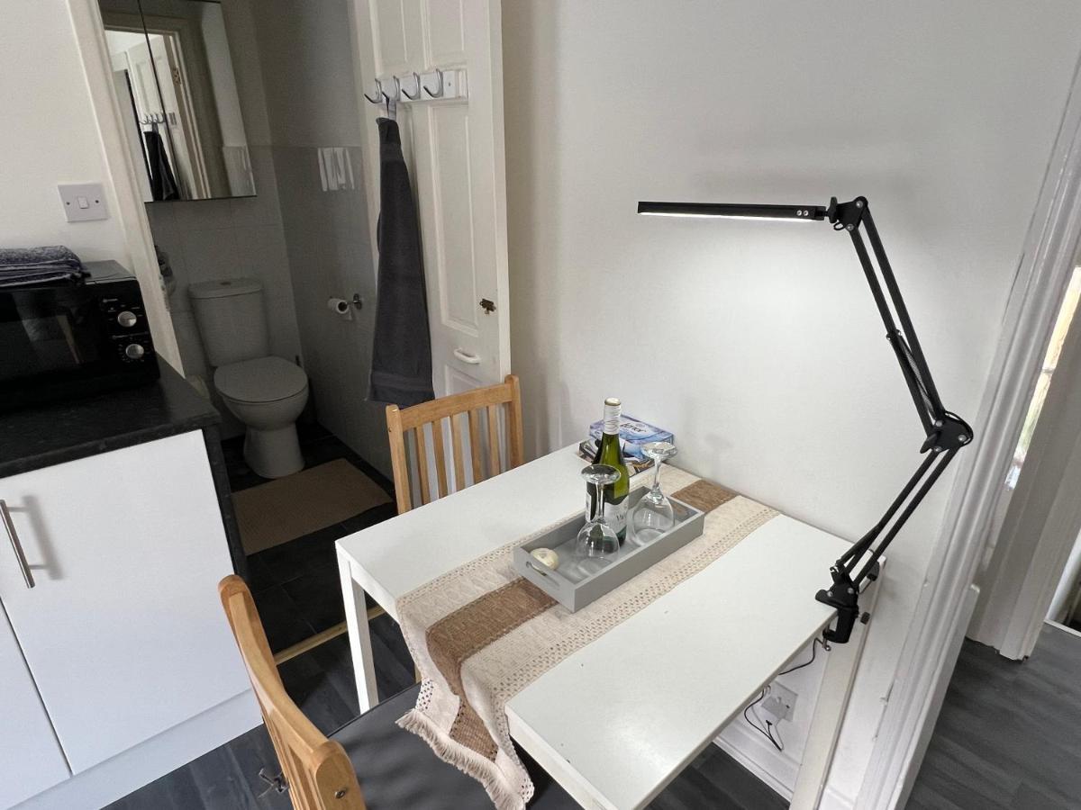 Luxury 1bed Holiday Flat-10 Minutes From Bridge & 3mins Walk To Lewisham Dlr Appartement