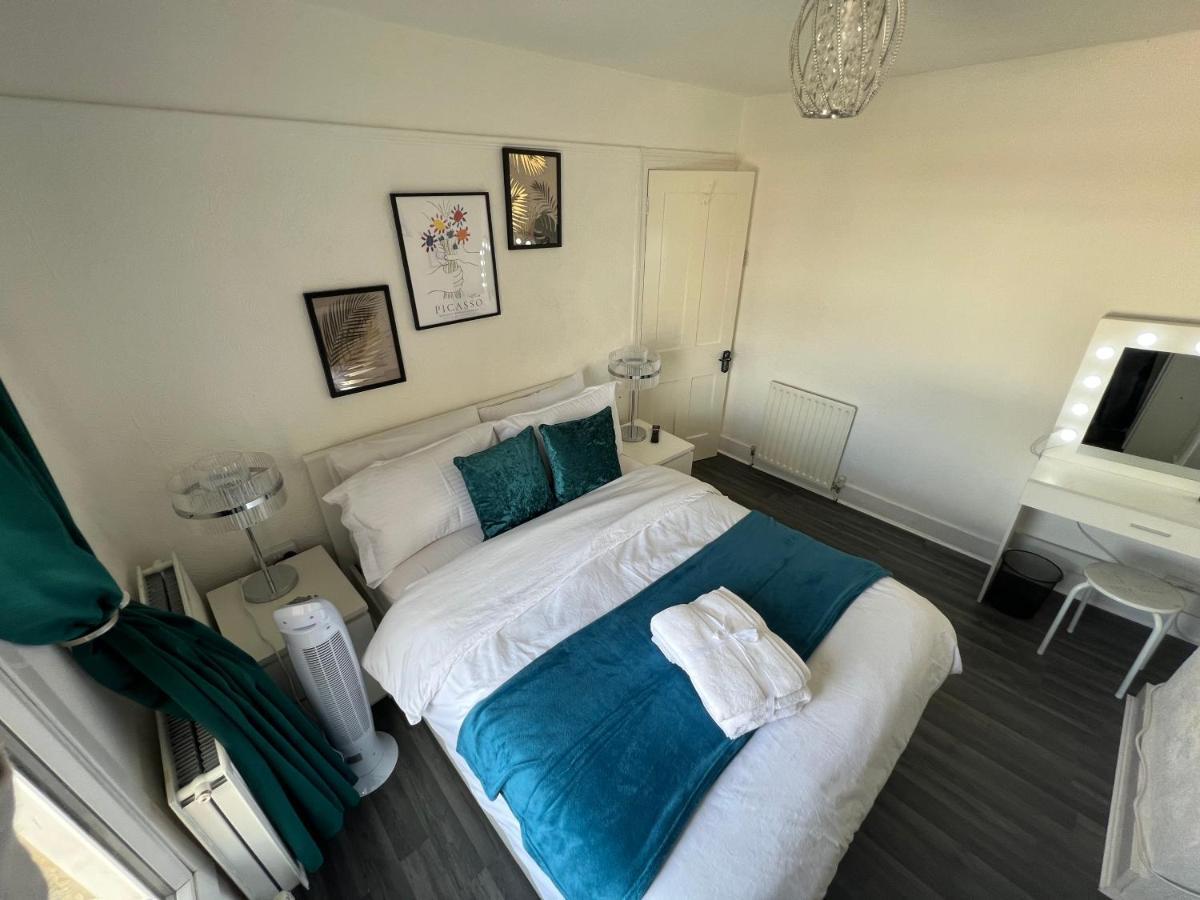 Luxury 1bed Holiday Flat-10 Minutes From Bridge & 3mins Walk To Lewisham Dlr Appartement