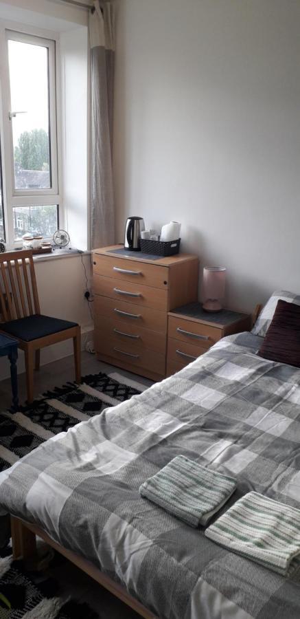 7, Cranehouse Brangbourne Road One Big Double Available On Reasonable Price, Shared Flat Londres