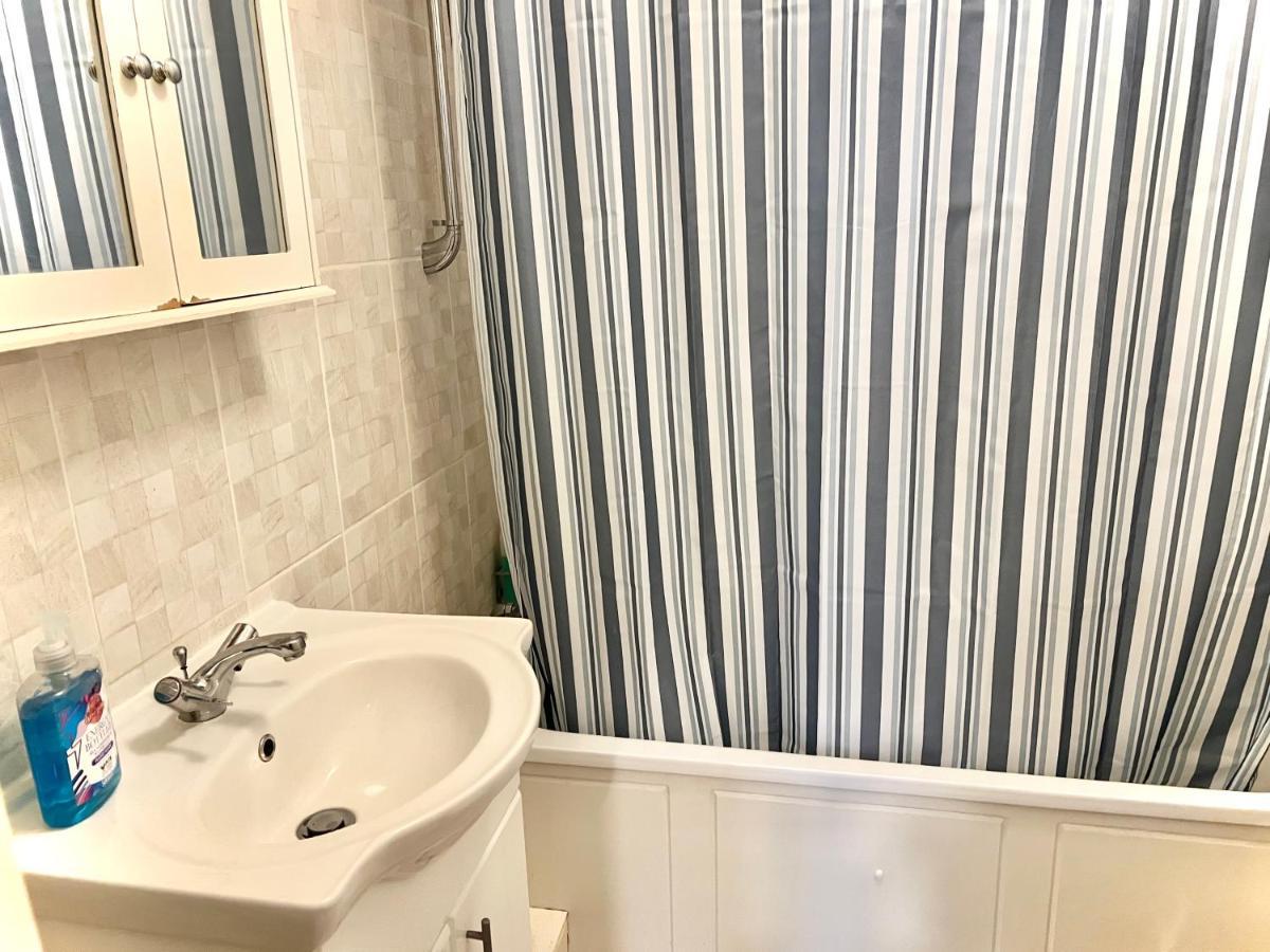 White Chapel Holiday 2 Bedroom Apartamento Londres