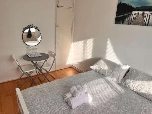 Quarto em Acomodações Particulares Beautiful Close To Brick Lane Londres