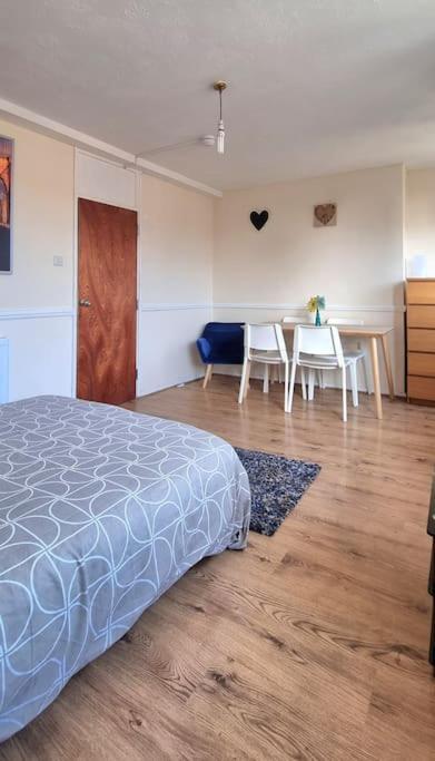 Apartment Large Duplex In Bermondsey London