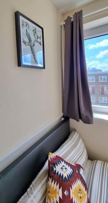 Large Duplex In Bermondsey Apartment