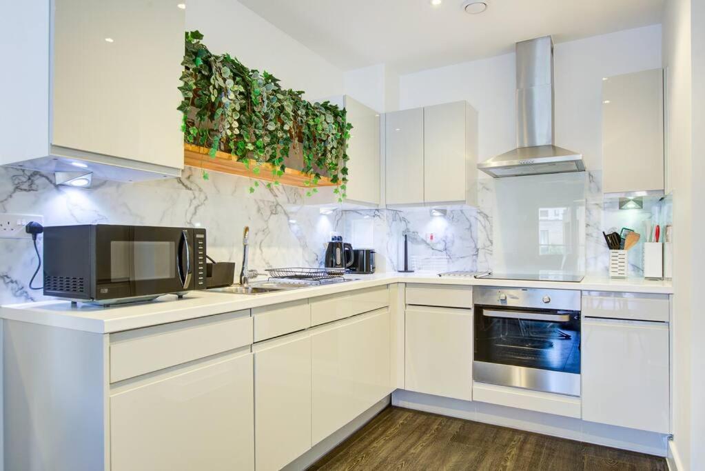 Flat In Greenwich O2 With Parking * London