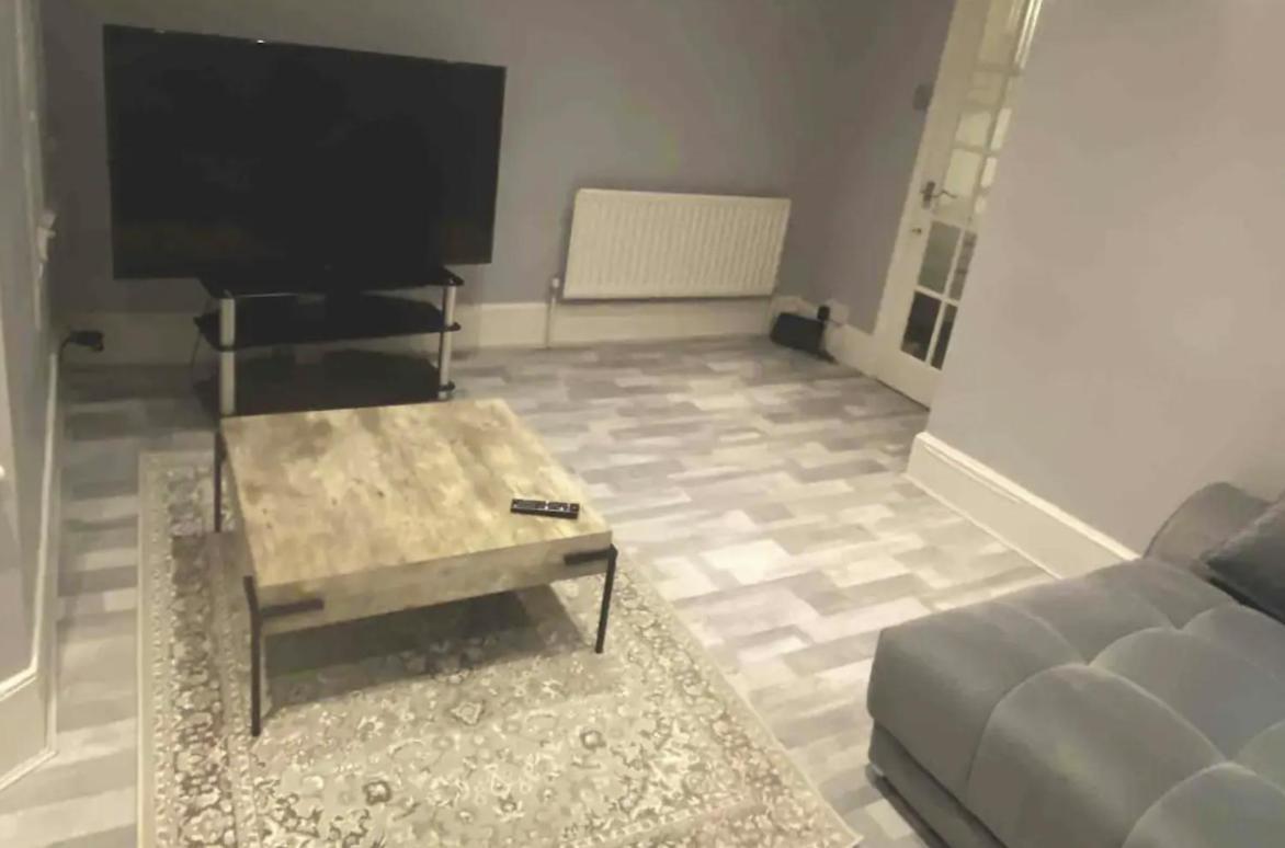 Double And Single Bedrooms In Flat Gasthuis *