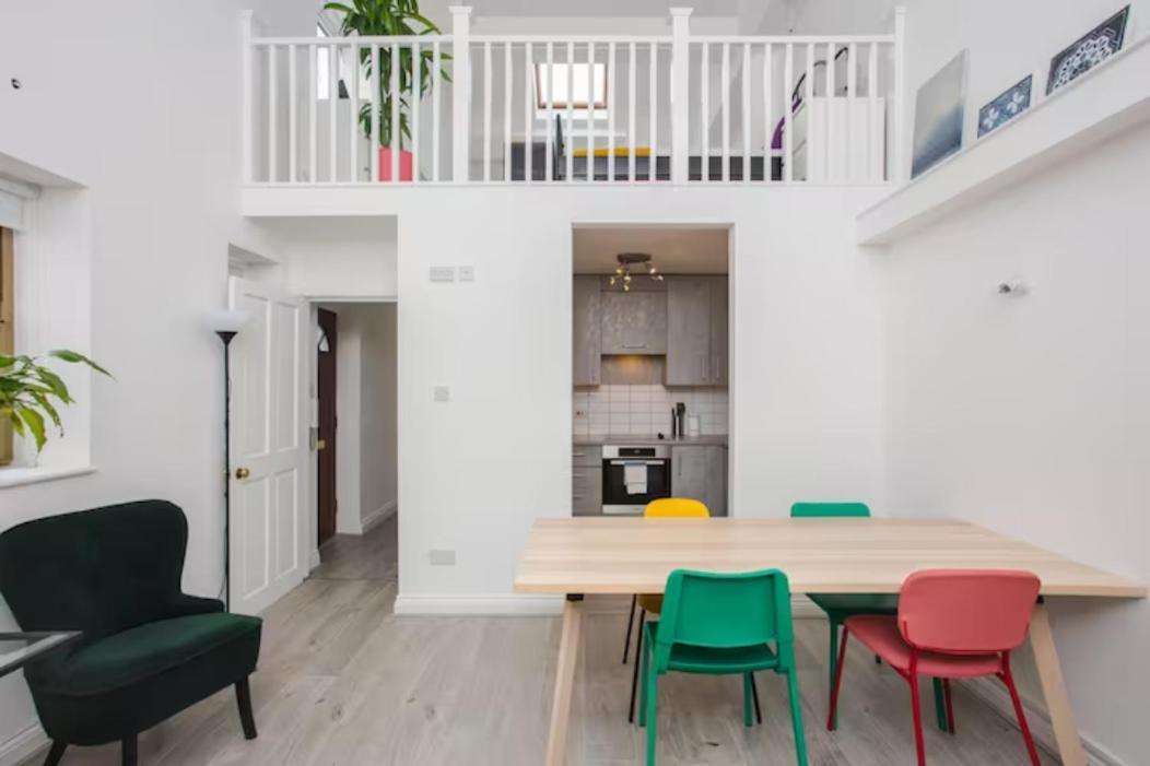 Modern & Spacious 2bd In Limehouse Apartment London