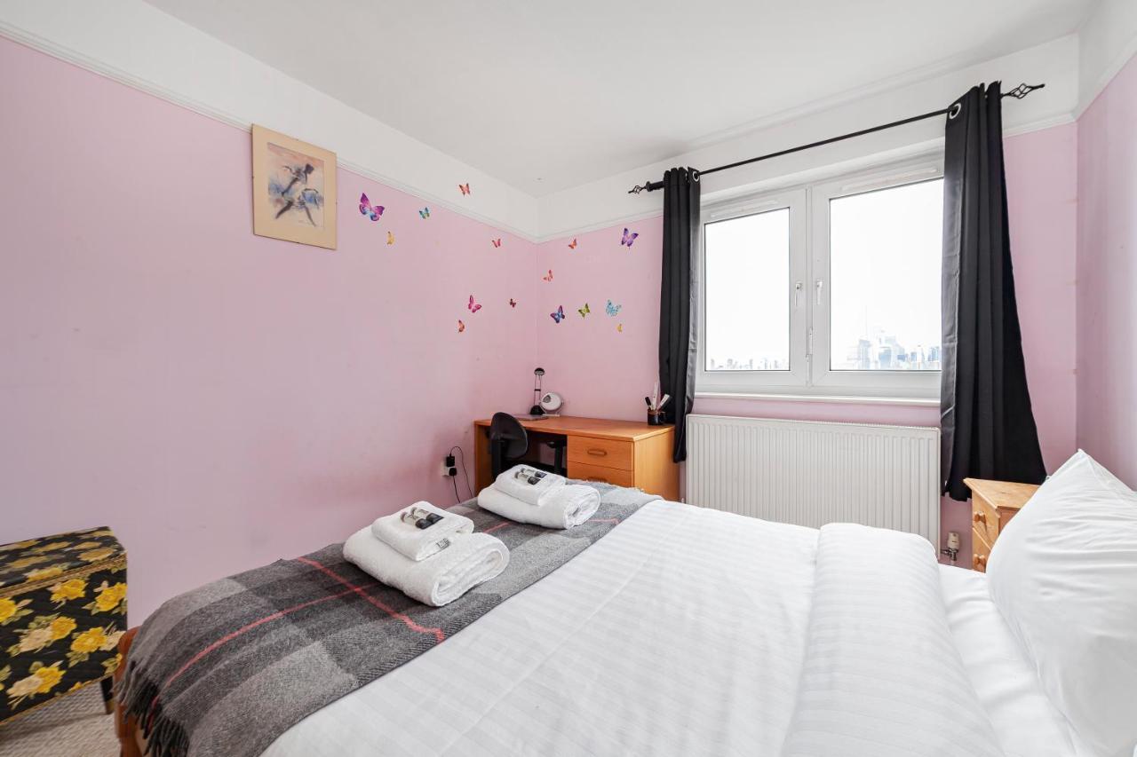 Modern Flat Wbalcony & View, East