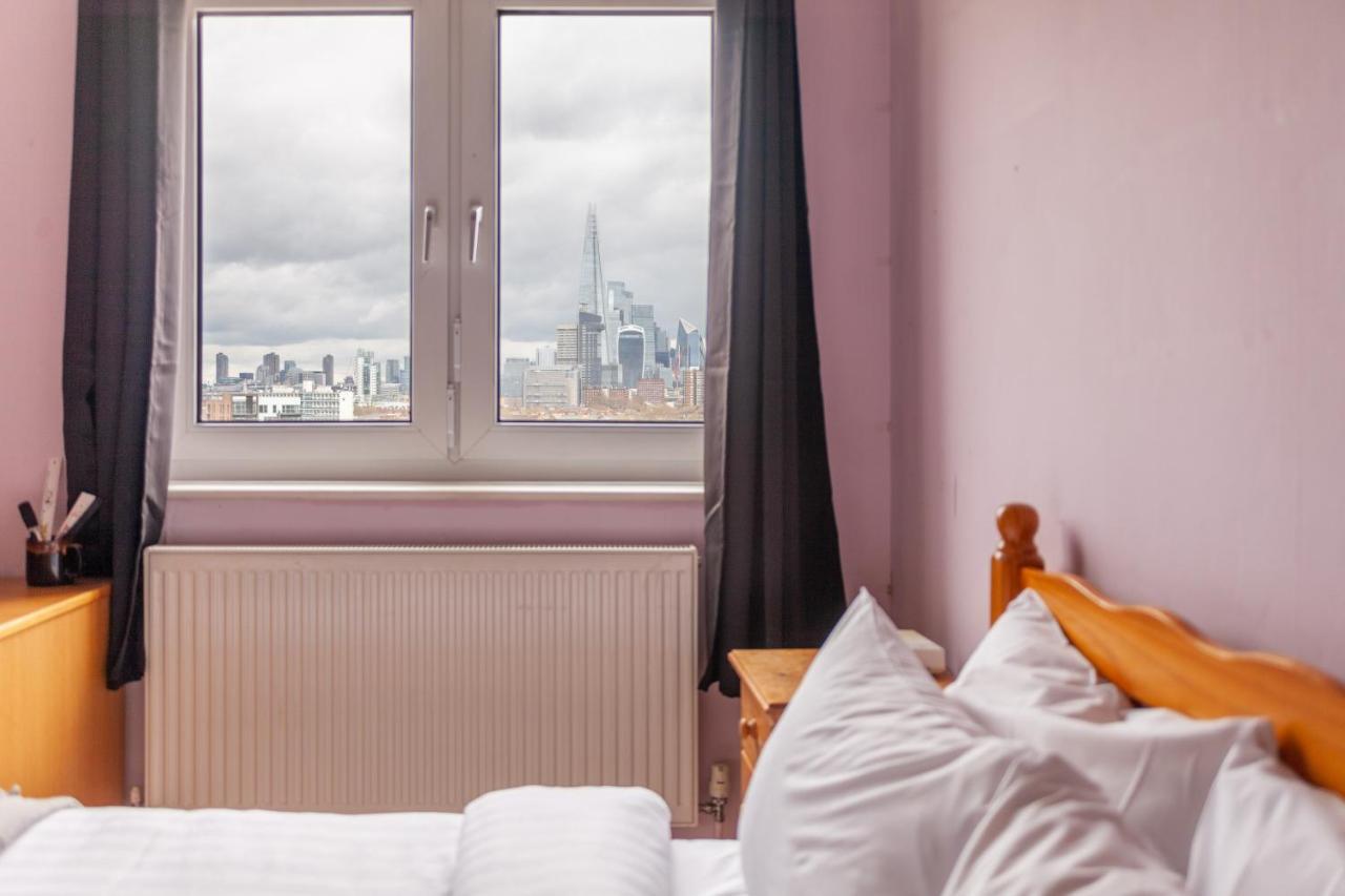 Modern Flat Wbalcony & View, East Appartement Londres