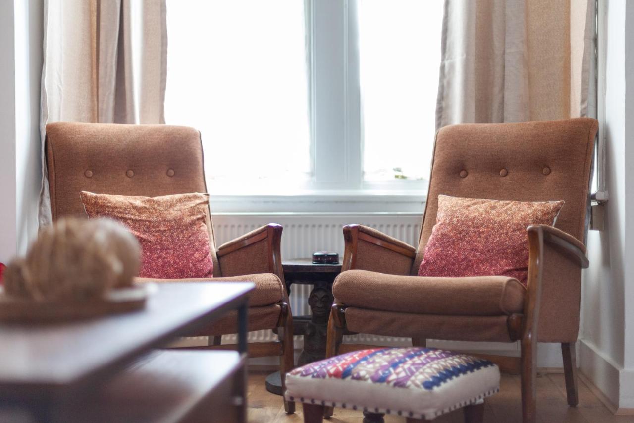 Charming Terraced 3br House, 5 Min Hither St *