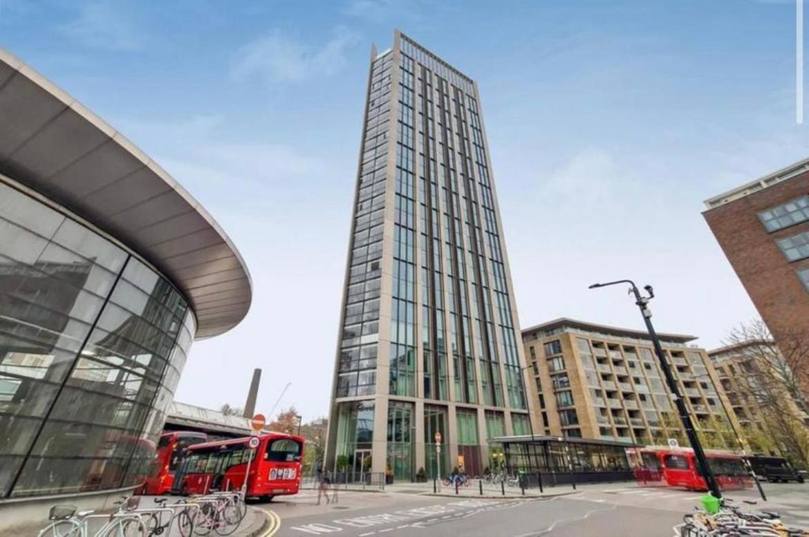 Ontario Point Flat Only Double Bedroom * Londen