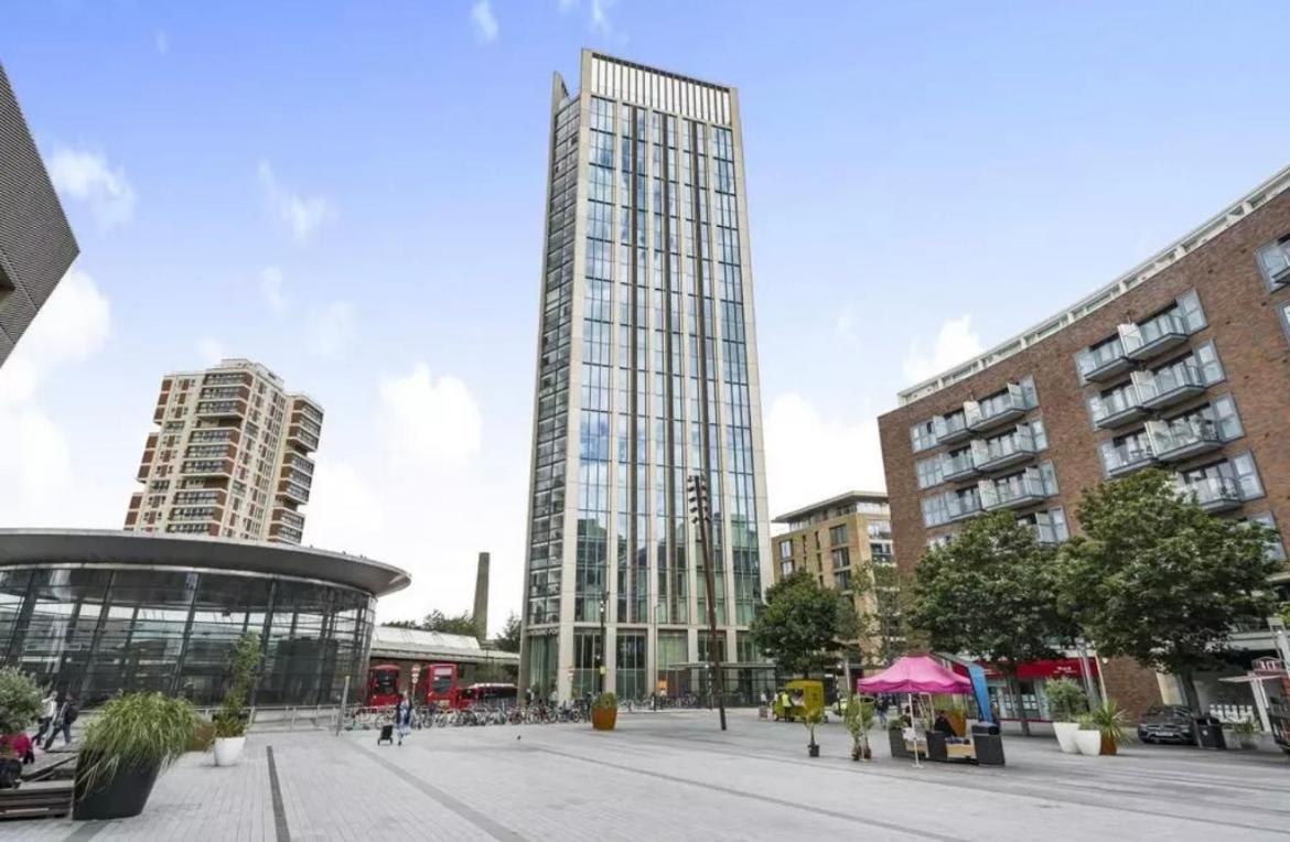 Ontario Point Flat Only Double Bedroom Londen