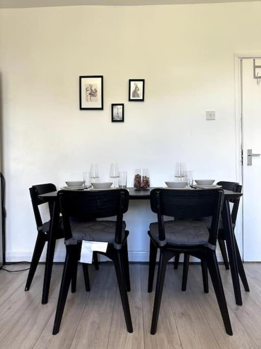 Stunning 2-bed Near London.