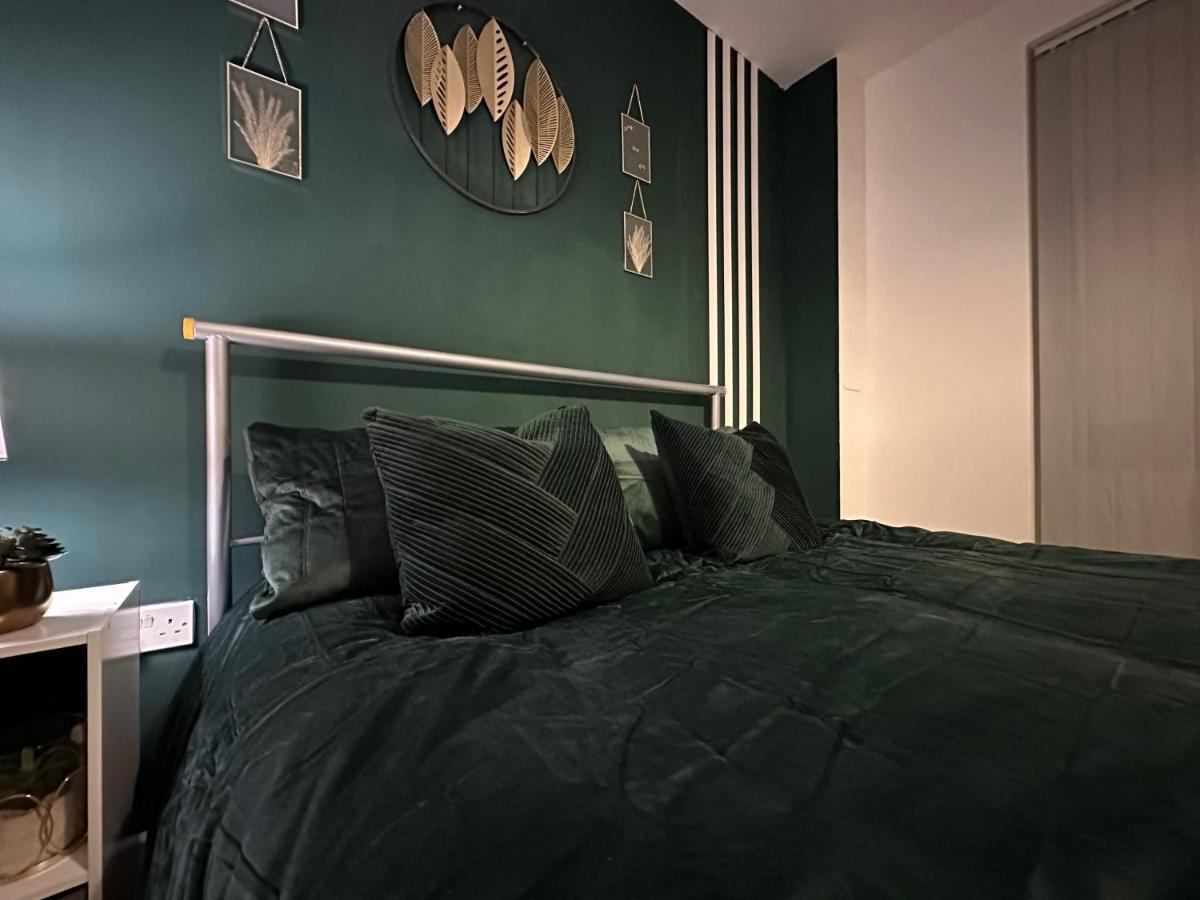 Comfortable Private In Bermondsey London