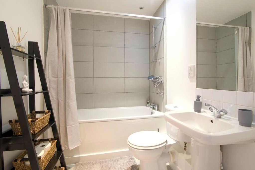 Perfect 1 Bed Flat * Londen