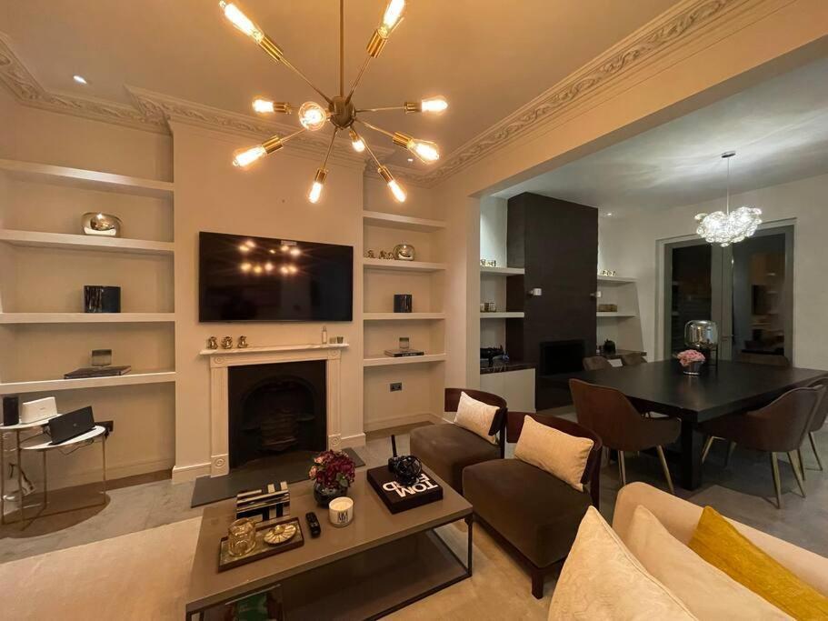 Apartamento Quintessential Town House Close To *