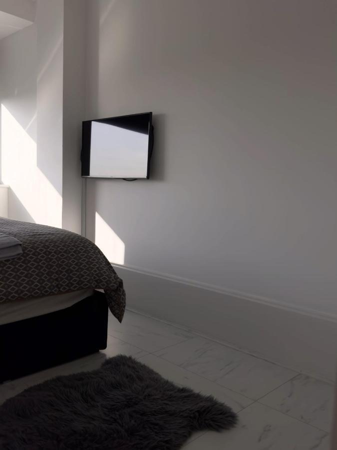 Stylish & Cosy Nest Near River Thames