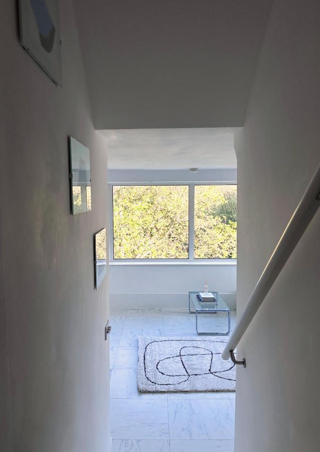 Apartment Stylish & Cosy Nest Near River Thames