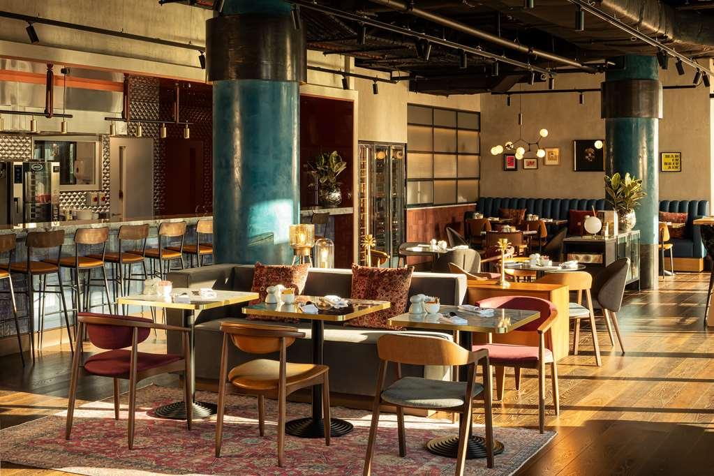 Hotel The Gantry Curio Collection By Hilton 4*