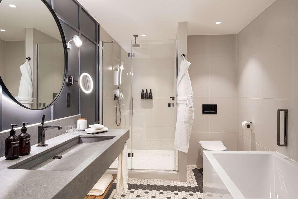 The Gantry Curio Collection By Hilton Hotel 4*