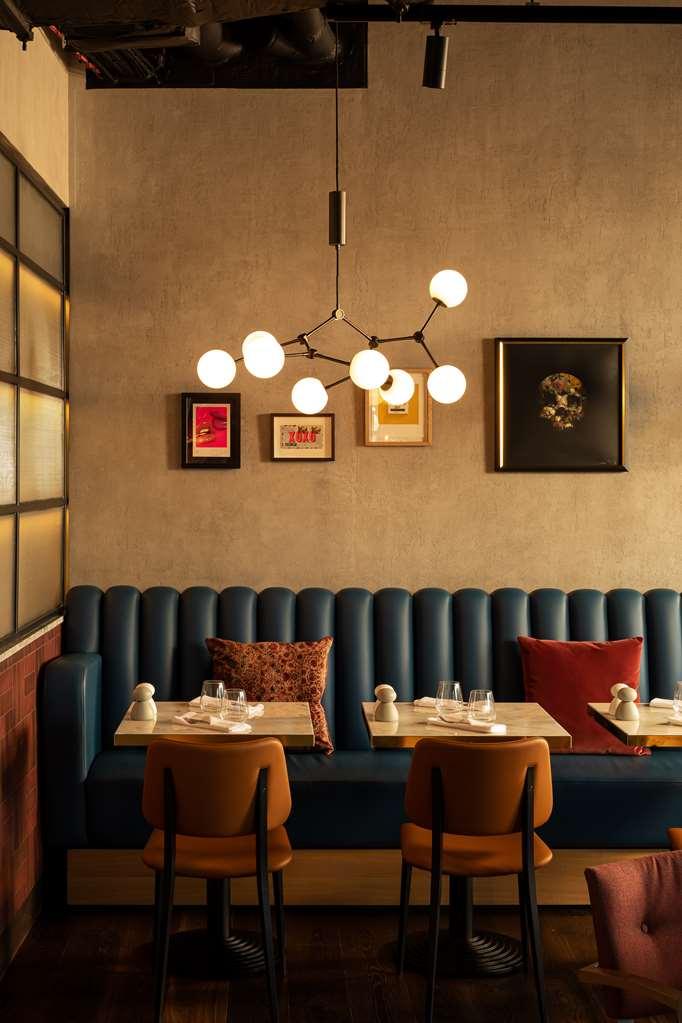 Hotel The Gantry Curio Collection By Hilton 4*
