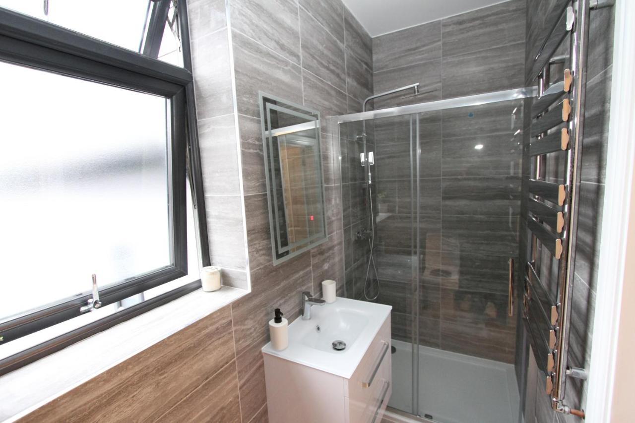 Apartment Luxury Flat In