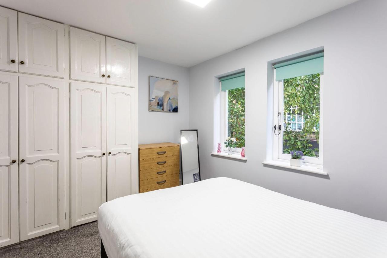 Modern Near Apartment London