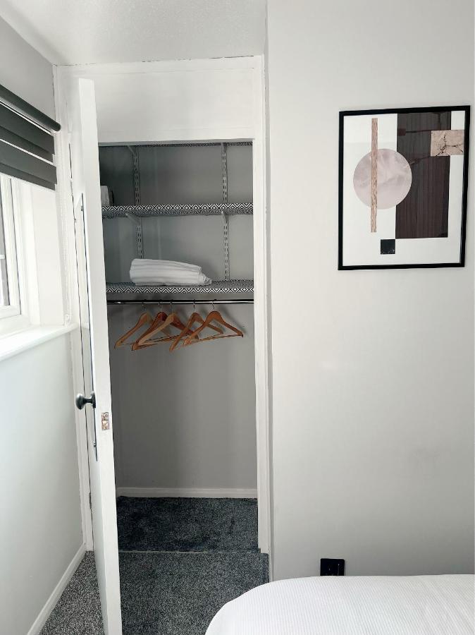 Сasa de vacaciones Stunning In Beckton With Private Entrance *