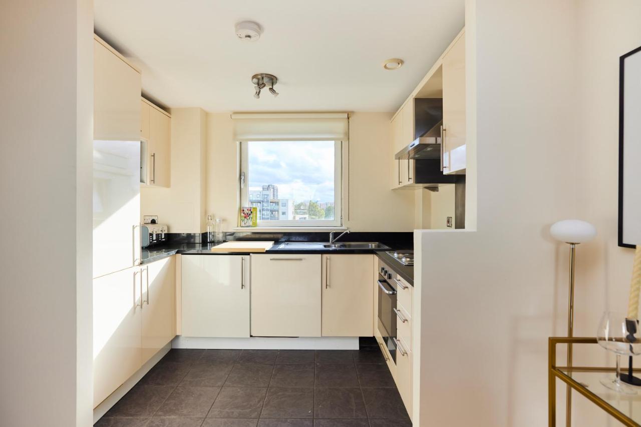 The Weavers Field Place - Classy 3bdr Flat With Terrace Apartamento *