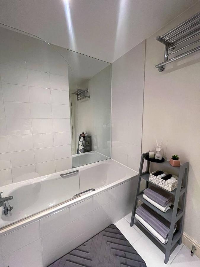 Luxury 2 Bedroom In Central At Affordable Rates *