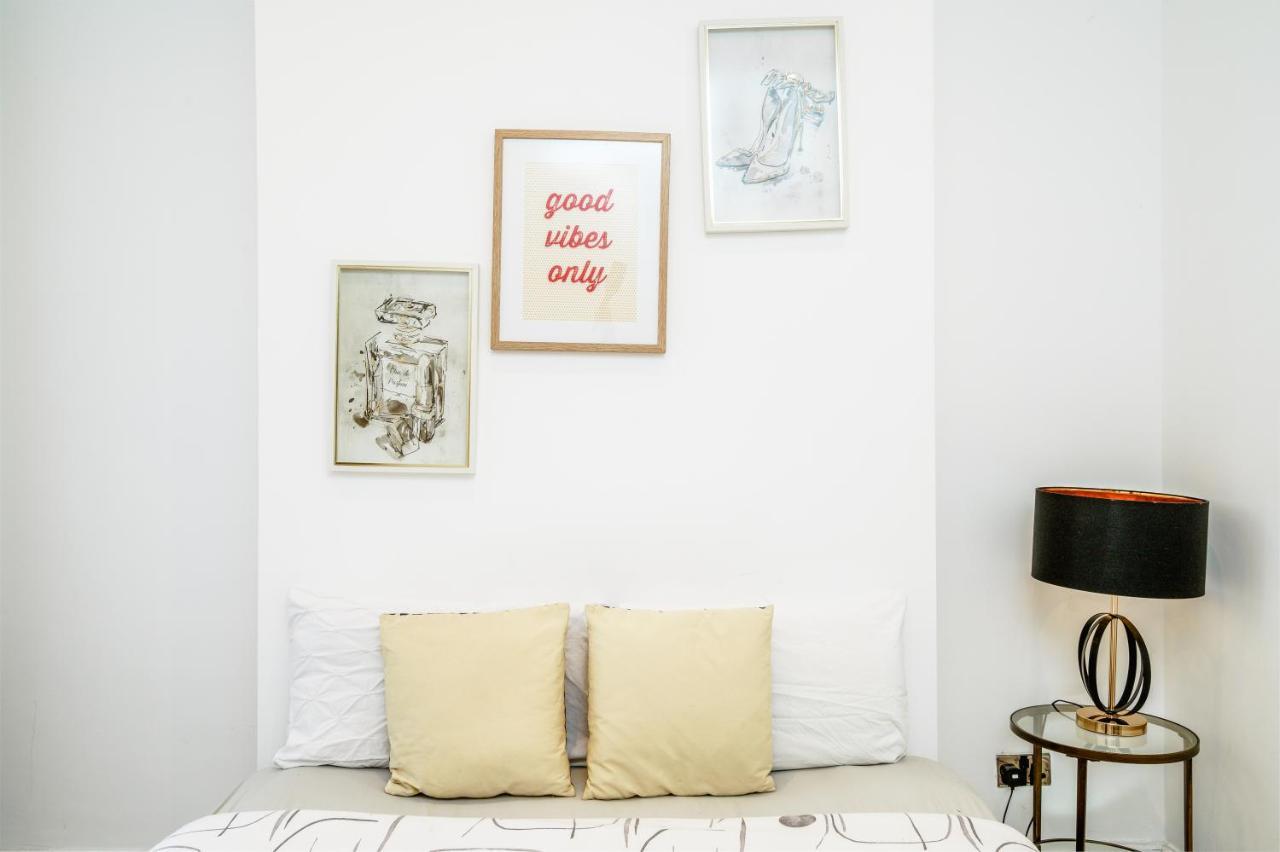 Modern 2 Bed Close To Westfield Stratford Mall With Garden Londres