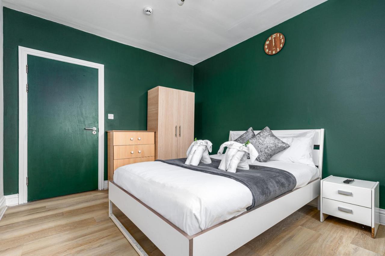 Gate Hotel