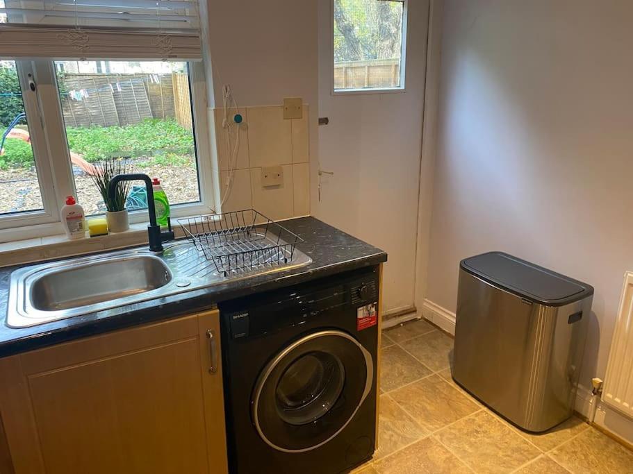 Spacious 2 Bedroom Flat Apartamento