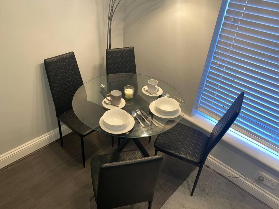 Spacious 2 Bedroom Flat