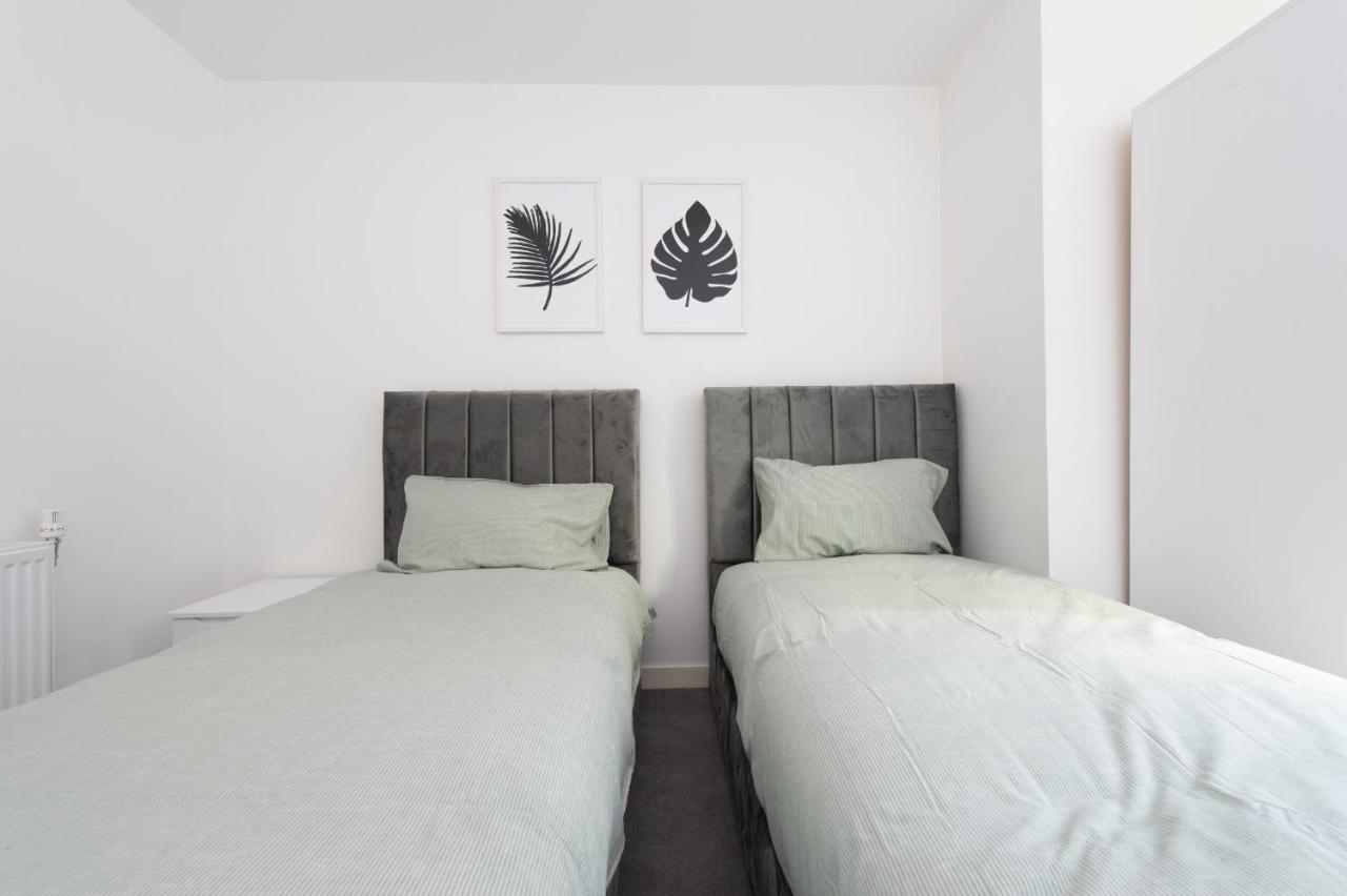 Stunning Luxury 2 Bedroom Appartement