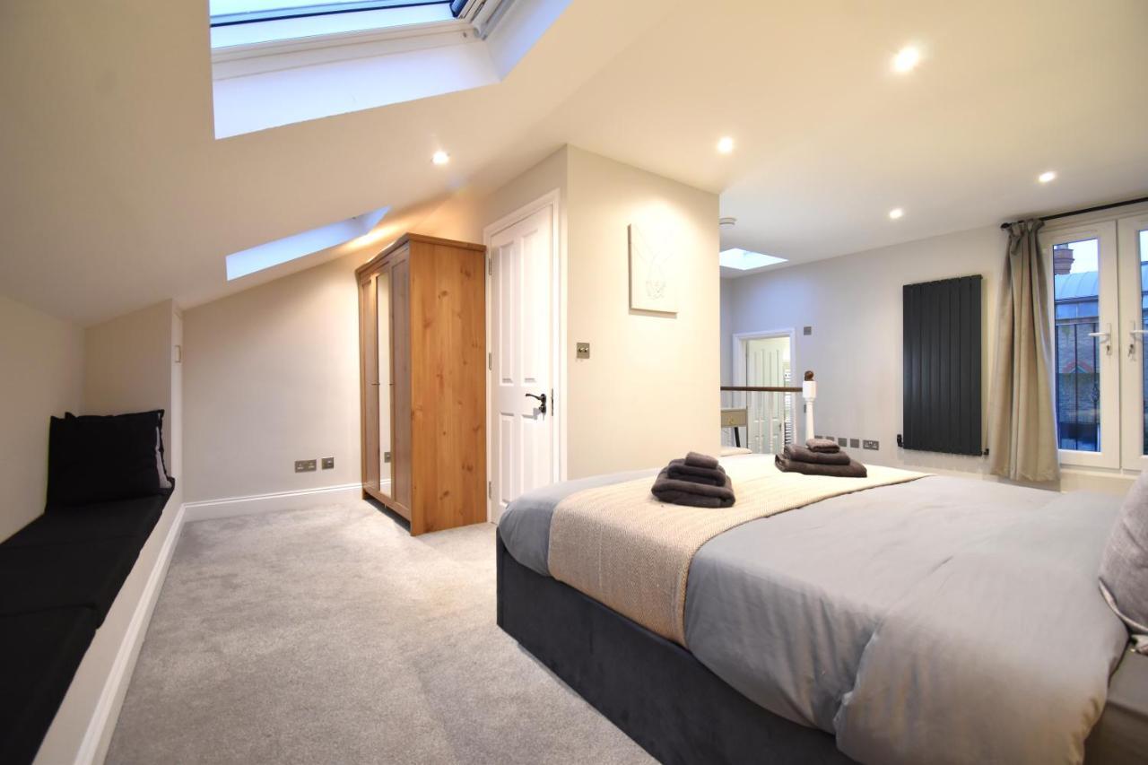 Stunning 3 Bed Apartment