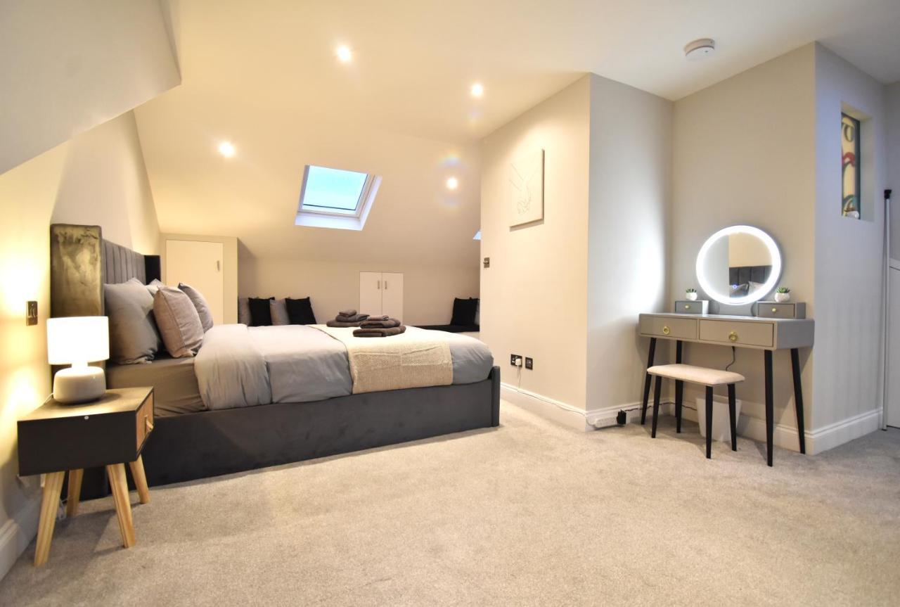 Stunning 3 Bed Apartment
