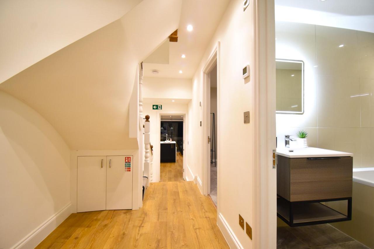 Stunning 3 Bed Apartment