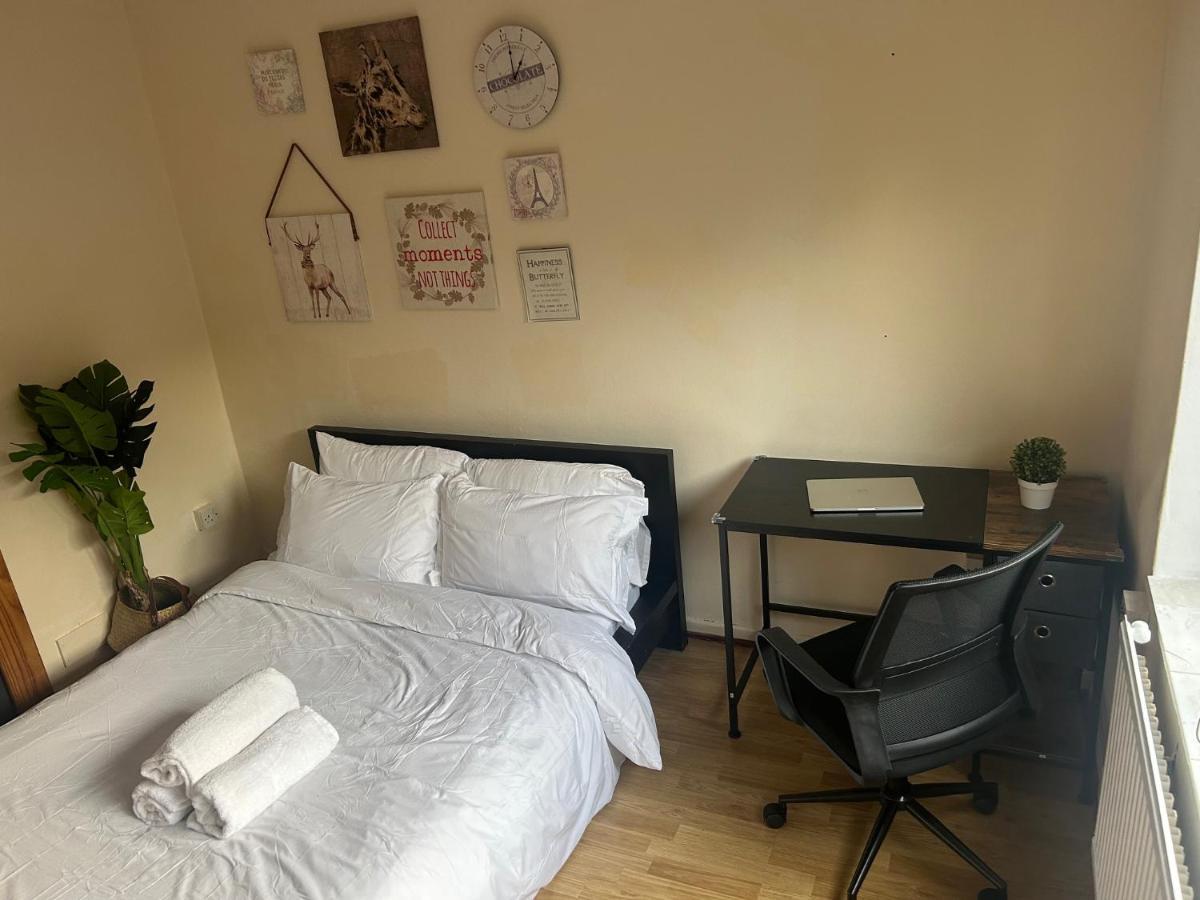 Spacious Bright Double