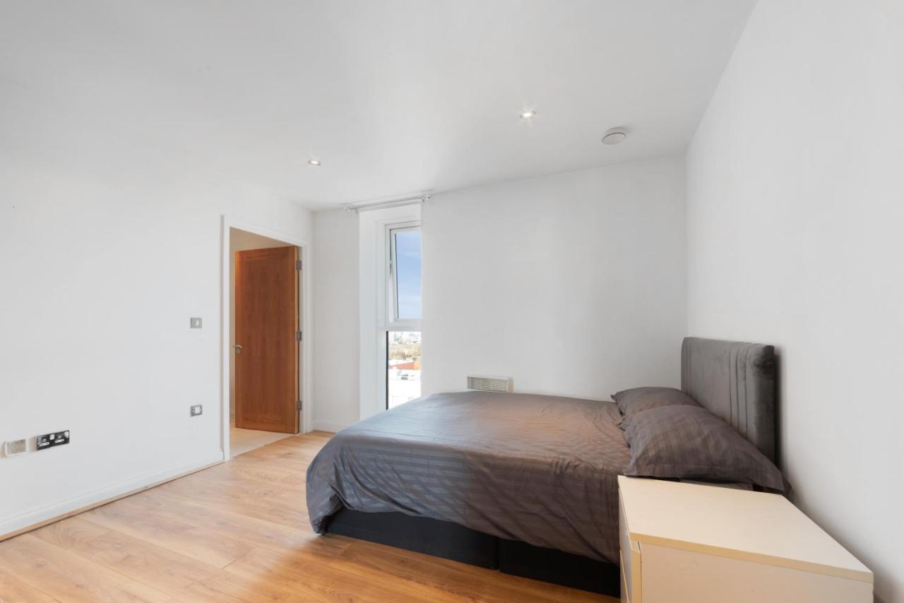 Excel 3 Bedroom Near City Airport And O2 Arena Londres