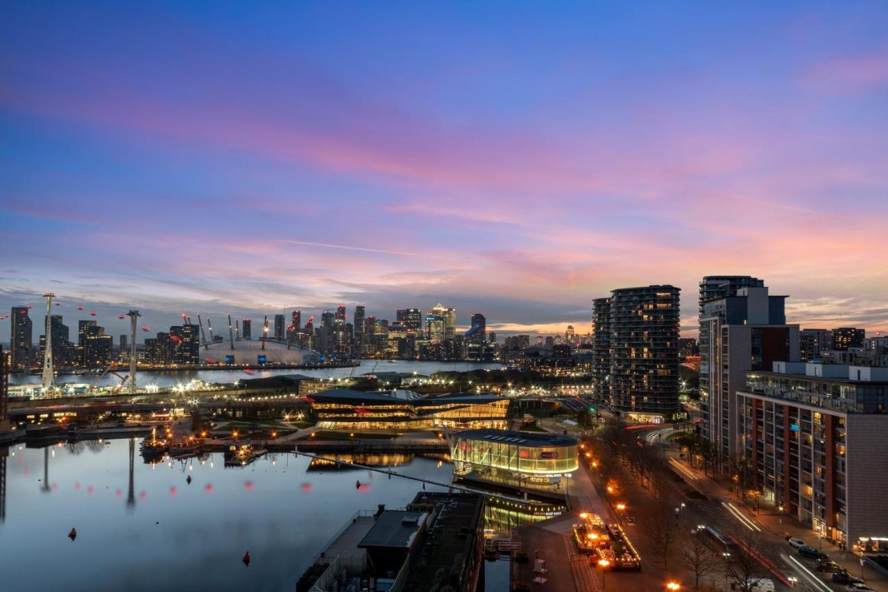 Excel 3 Bedroom Near City Airport And O2 Arena Appartement *
