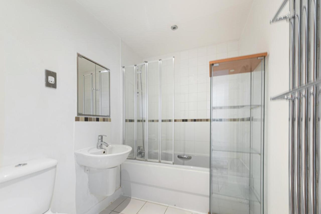 Appartement Excel 3 Bedroom Near City Airport And O2 Arena *