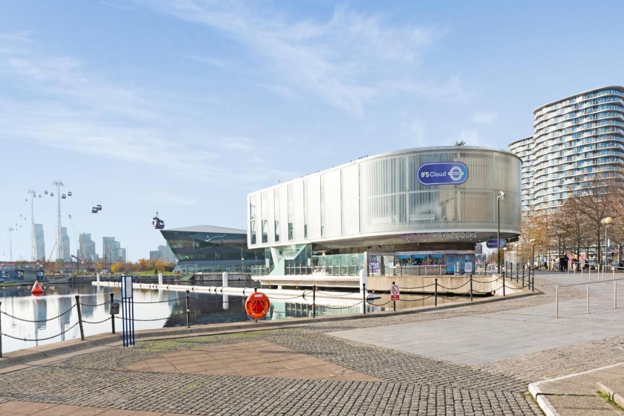 Excel 3 Bedroom Near City Airport And O2 Arena
