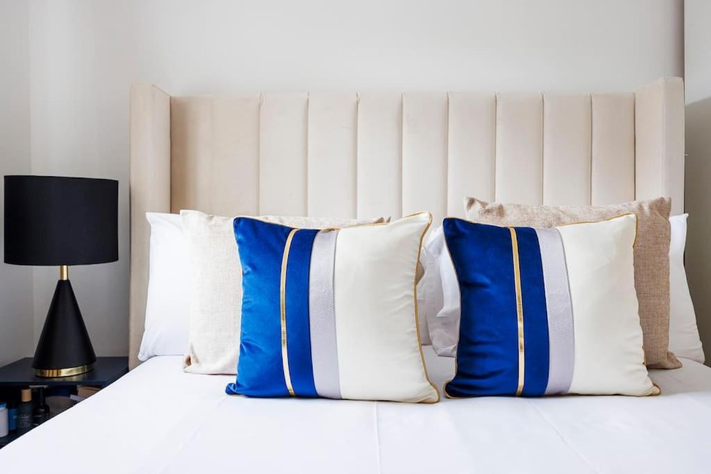 Сasa de vacaciones Stylish 3-bed East Contractors Parking Sleeps 5 Near Excel Londres